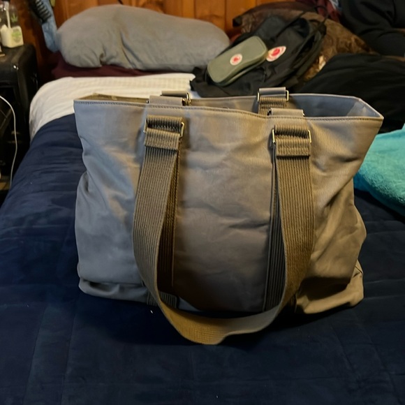 FEED Project Original Workbag - Picture 6 of 7